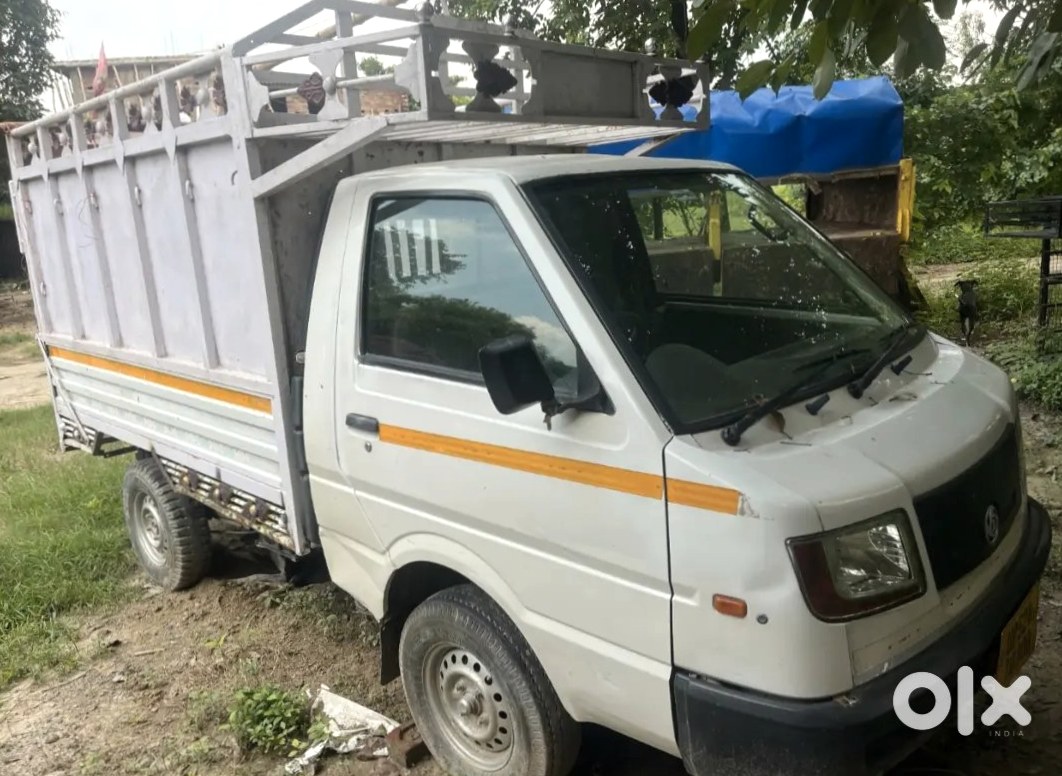 Ashok Leyland Stile - New Car Smell Still Here