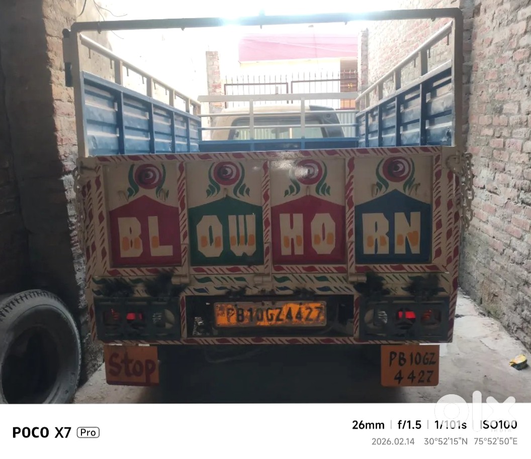 Ashok Leyland Stile 2014