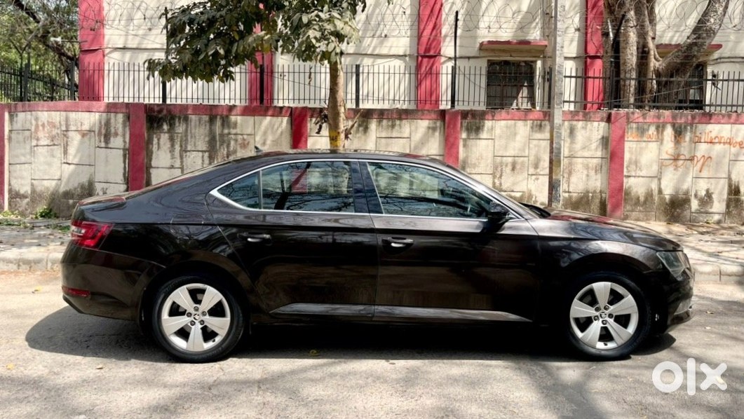 Skoda Superb 2018 Automatic