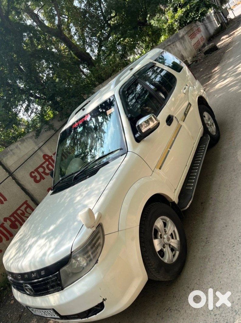 Tata Safari Storme - Old Reliable