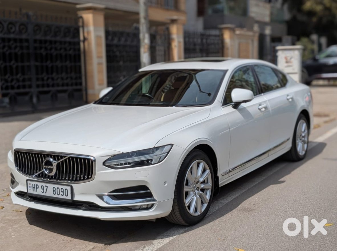 2018 Volvo S90 - Premium Sedan
