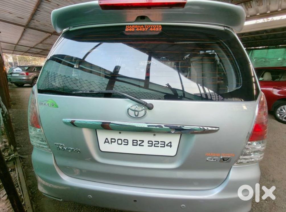 2017 Toyota Innova - Family Mpv