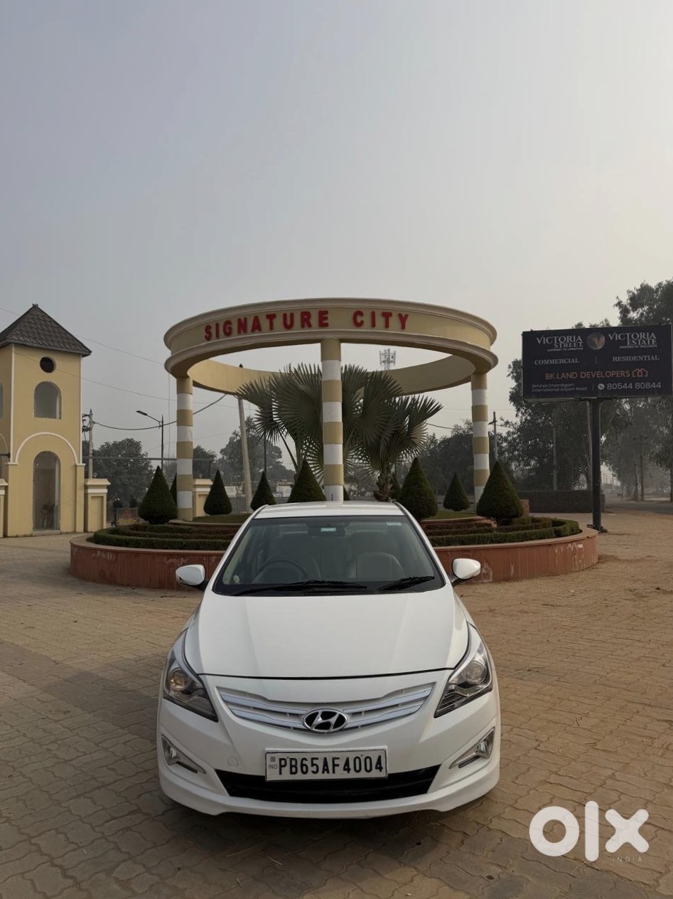 2015 Hyundai Verna - Manual Petrol