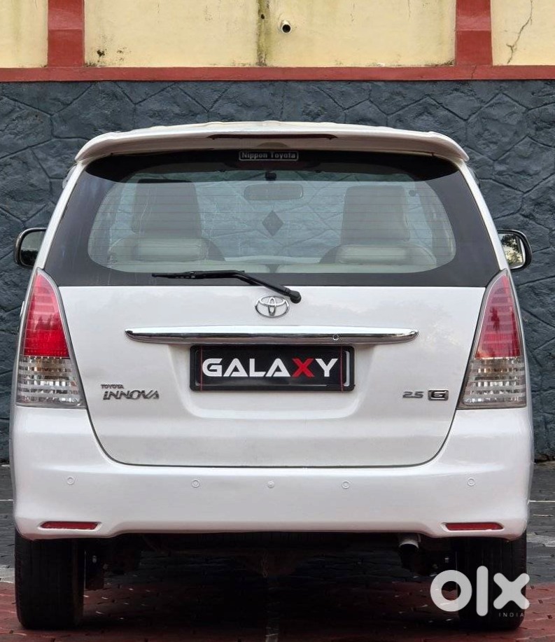 Toyota Innova Automatic Petrol Single Owner