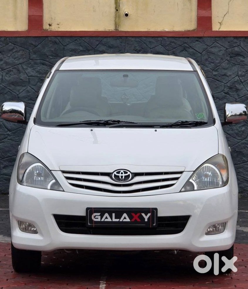 Toyota Innova Automatic Petrol Single Owner