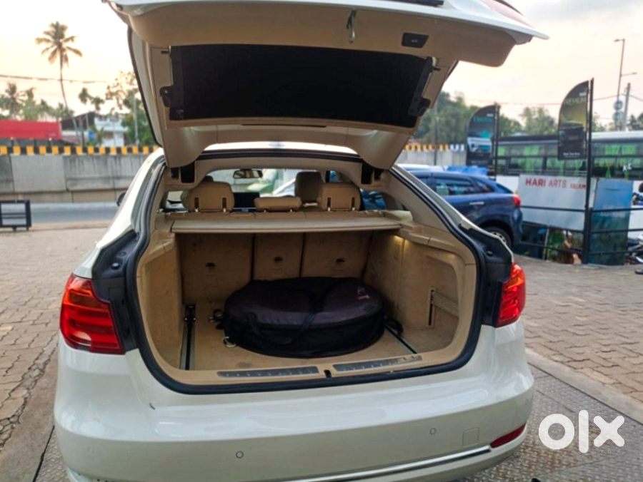 2025 Bmw 3 Series - Almost New