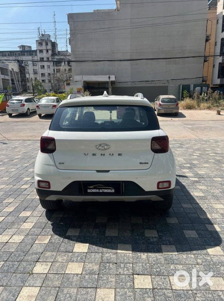 2022 Hyundai Venue Diesel Manual - Office Use