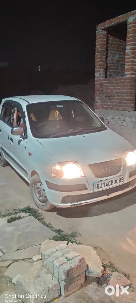 Hyundai Santro - Budget Car