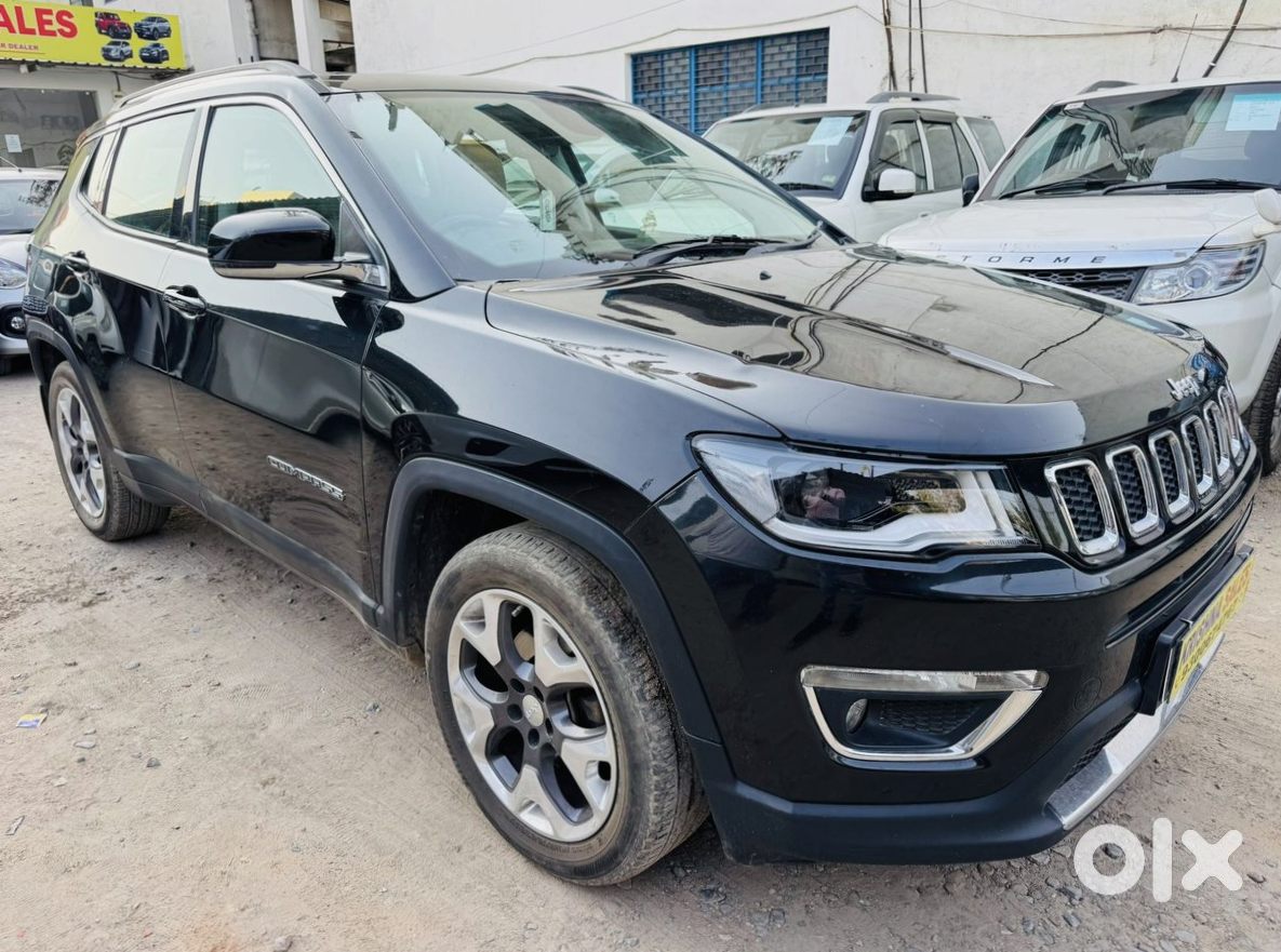 Jeep Compass 2023 Cng - Going Abroad Urgent