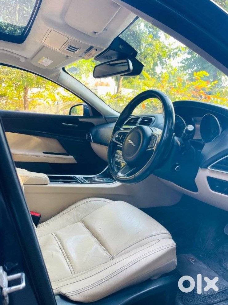 Jaguar Xe 2018 | Manual | Cng