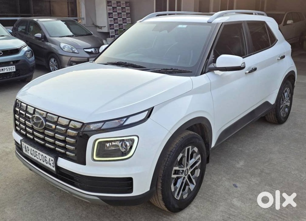 Urgent - 2020 Hyundai Venue Diesel Automatic