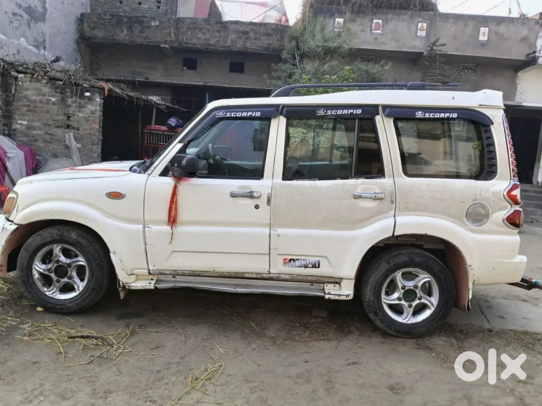 Selling Mahindra Scorpio Asap