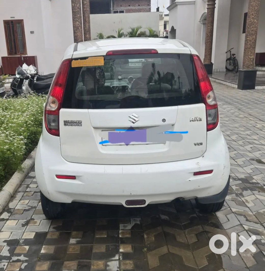 Maruti Ritz 2012 Petrol Manual