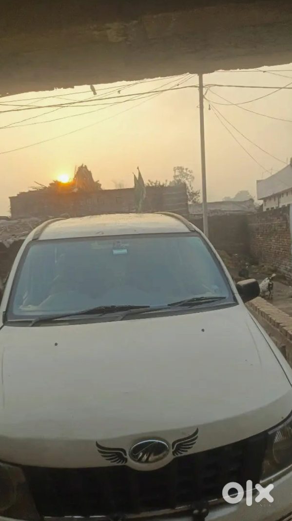 2017 Mahindra Xylo Petrol Automatic