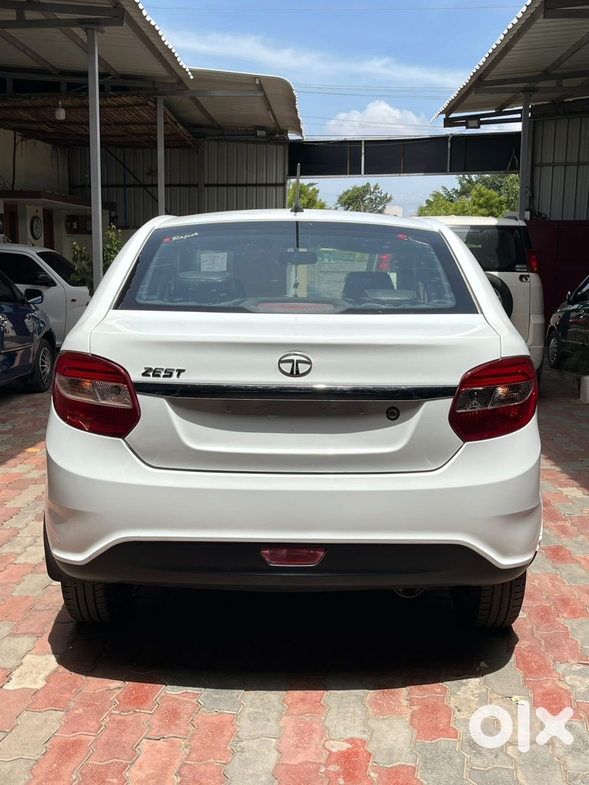 Tata Zest 2015 - कार बिक्रय