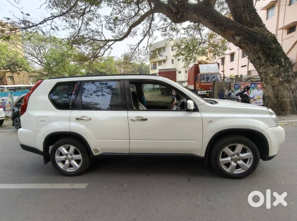 Nissan X-trail 2011