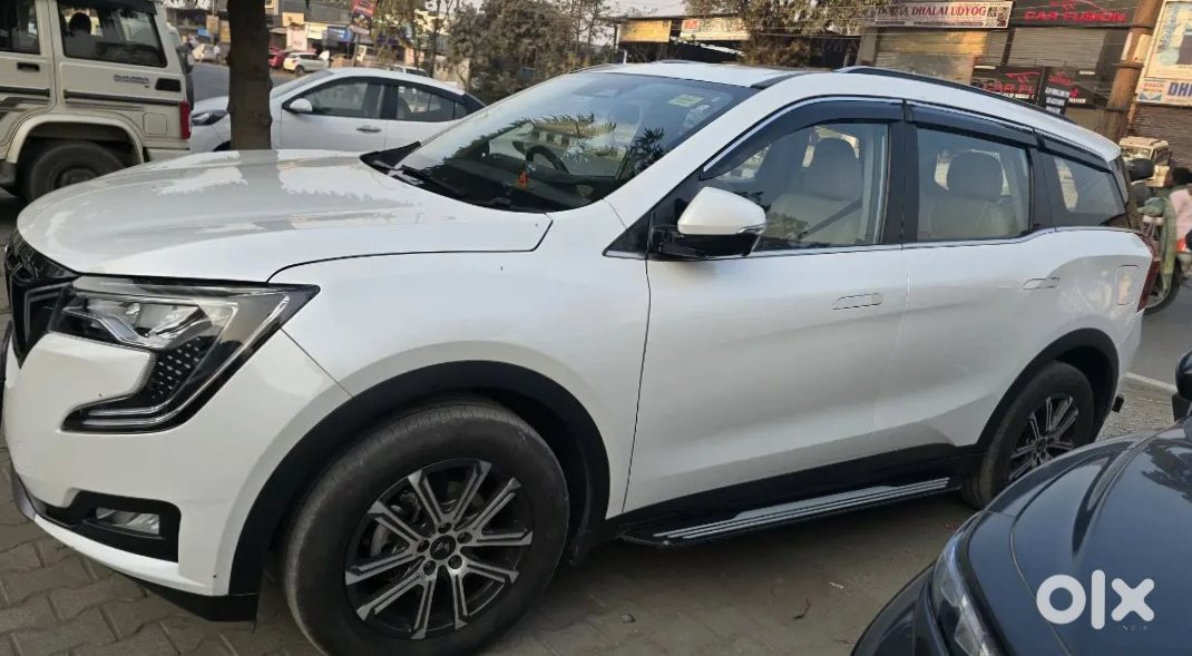 2023 Mahindra Xuv700 Cng Automatic - Brand New Condition