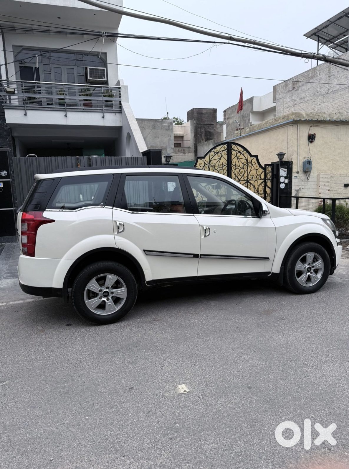 Mahindra Xuv500 Petrol 2015
