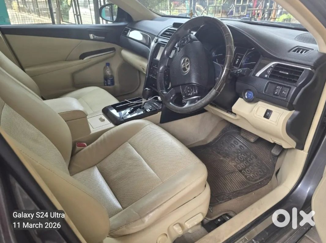 2018 Toyota Camry - Excellent Condition