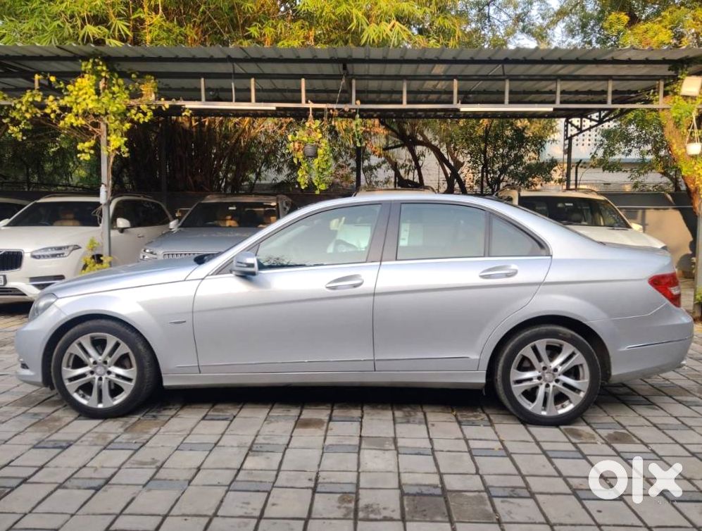 Urgent: Mercedes C-class 2012 Petrol Manual