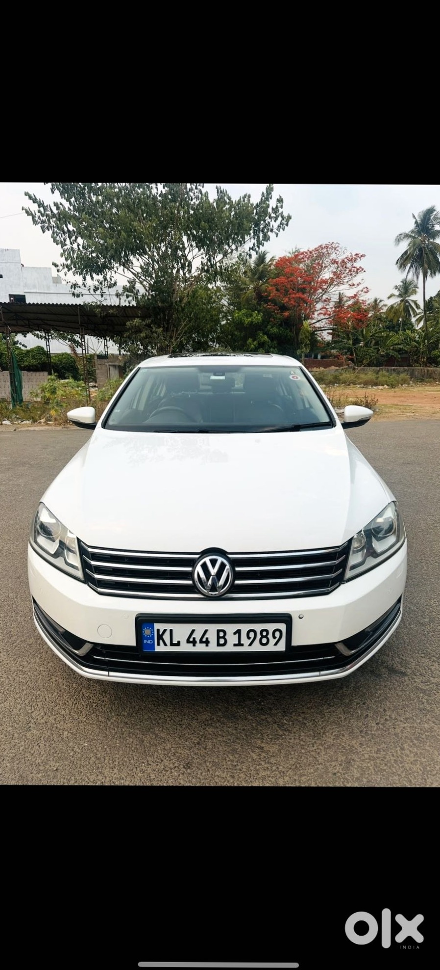2012 Volkswagen Passat - Manual