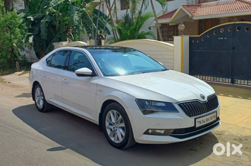 Skoda Superb 2022 Electric Premium