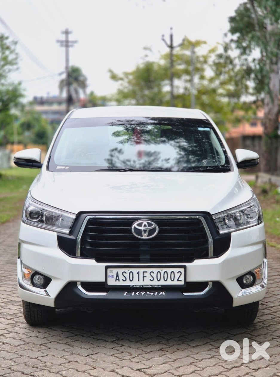 2017 Toyota Innova Crysta Family Car