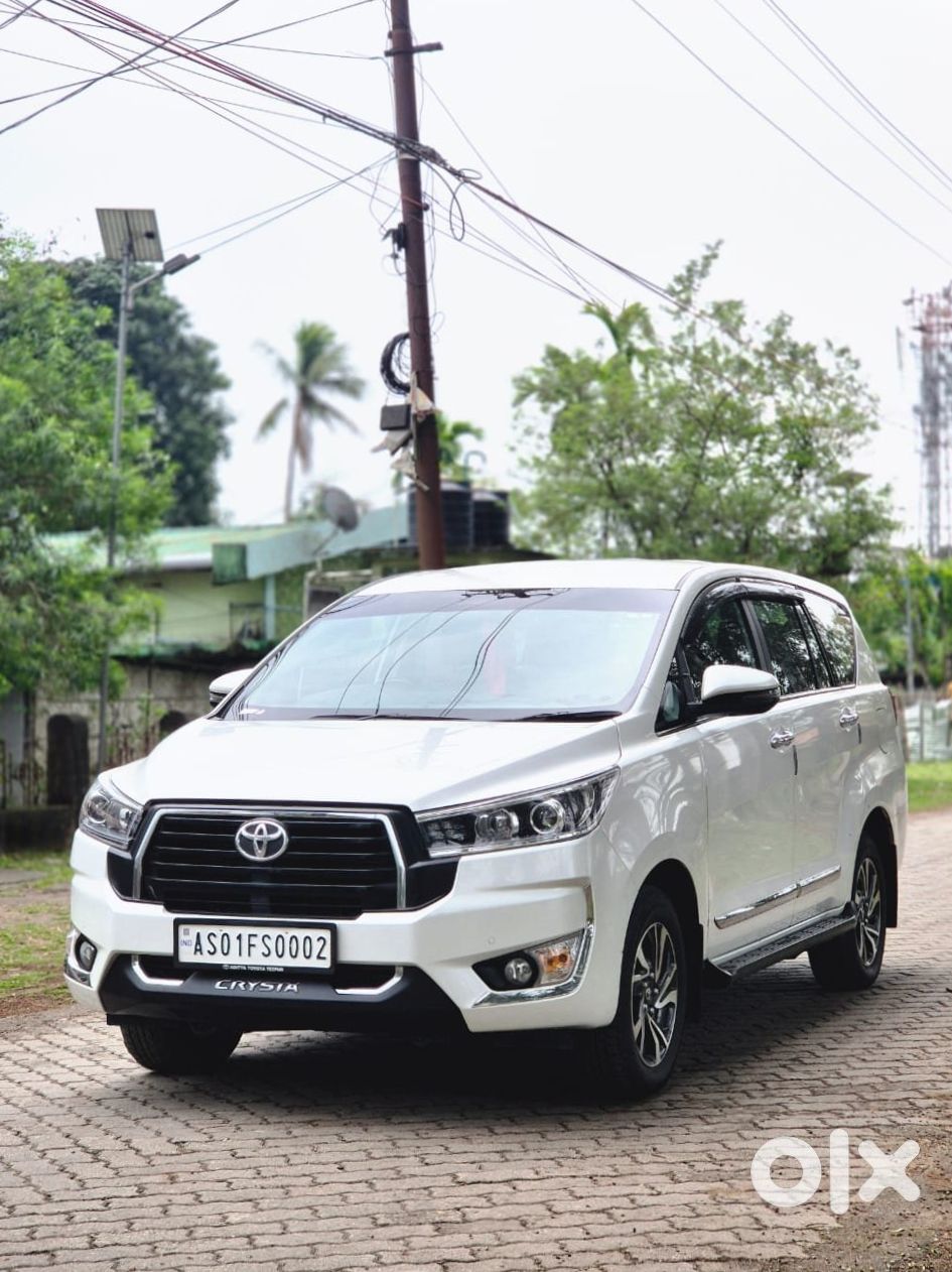 2017 Toyota Innova Crysta Family Car