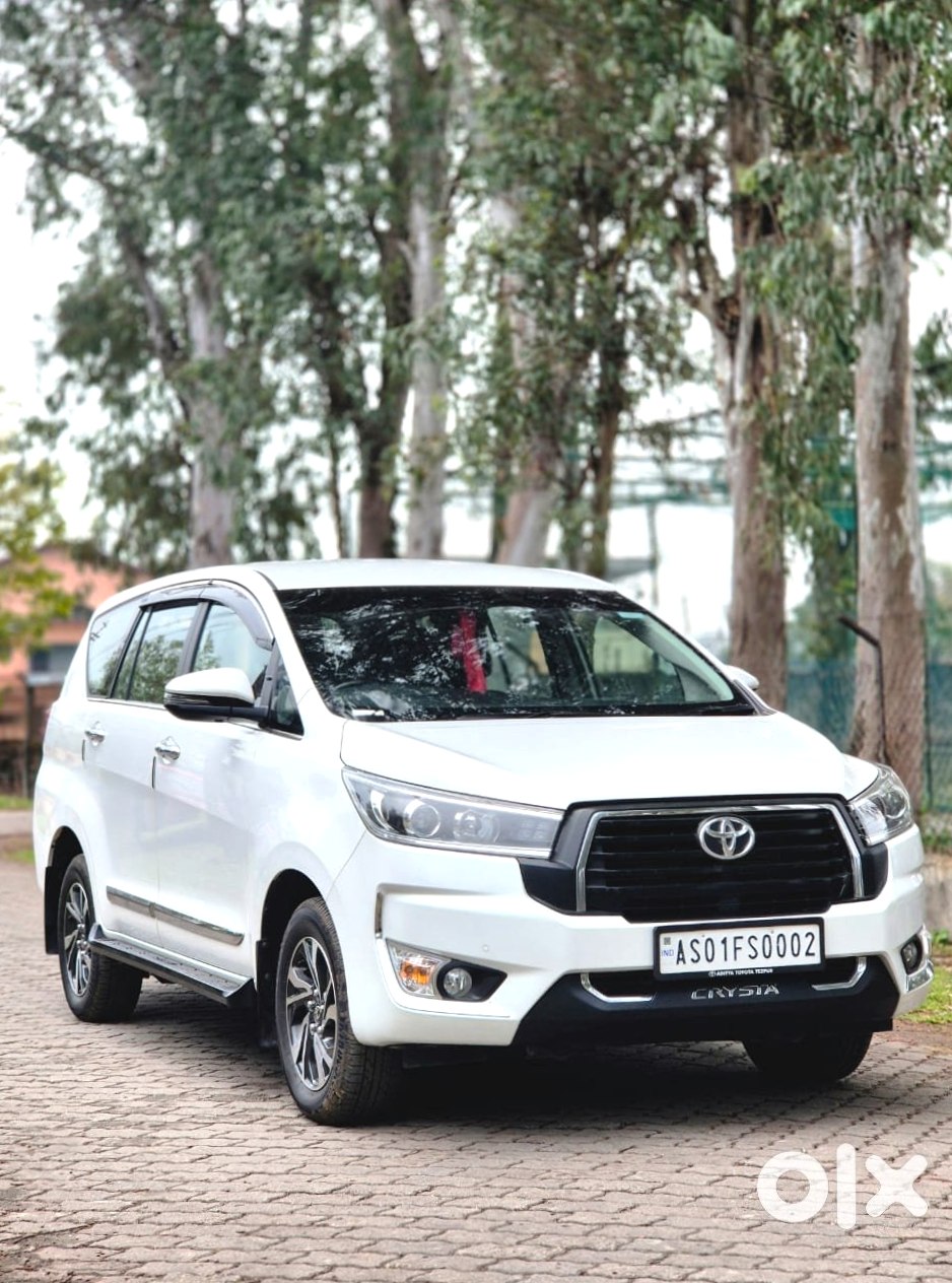 2017 Toyota Innova Crysta Family Car