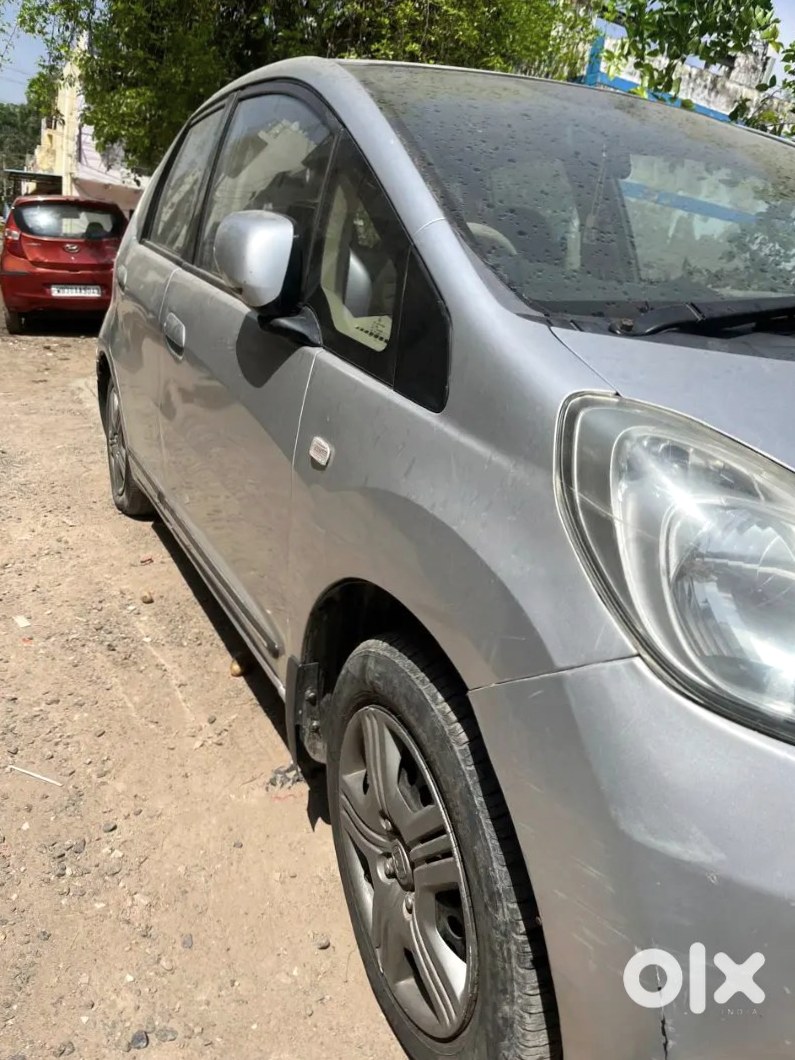 Honda Jazz Automatic 2011