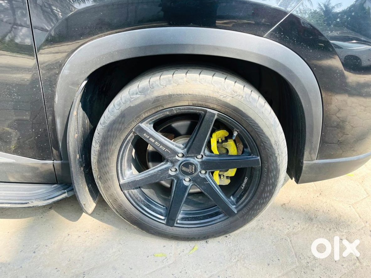 2025 Mg Hector Plus - Barely Used