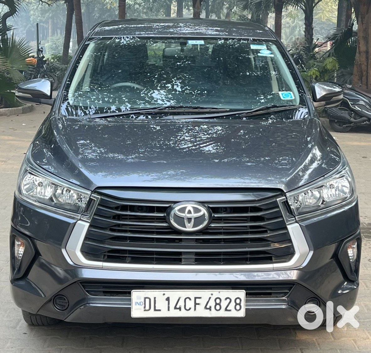 2024 Toyota Innova Crysta Cng - Family Car