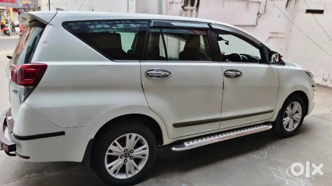 Toyota Innova Crysta 2019 Automatic Diesel Premium