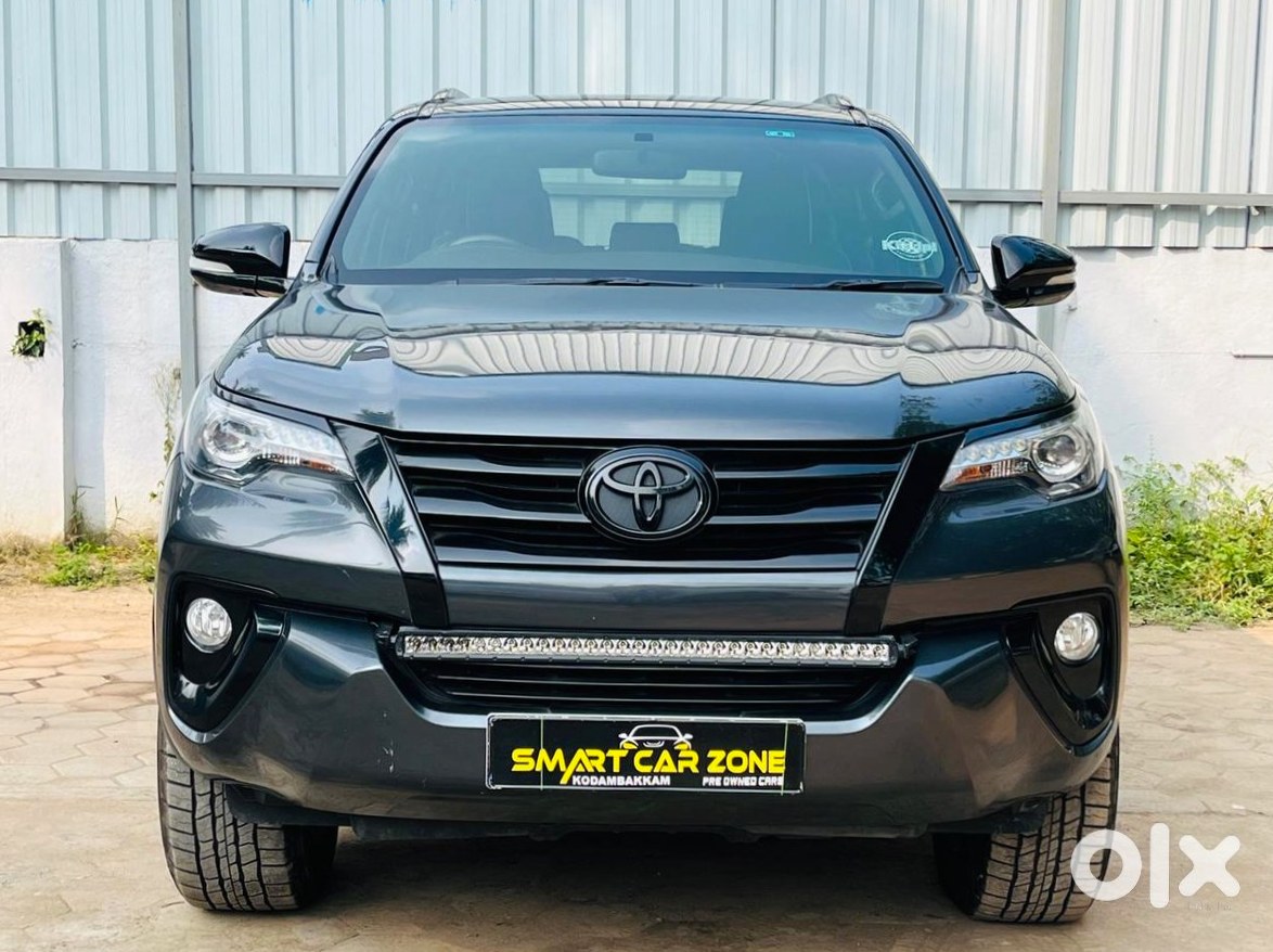 Urgent Sale - 2015 Toyota Fortuner Diesel