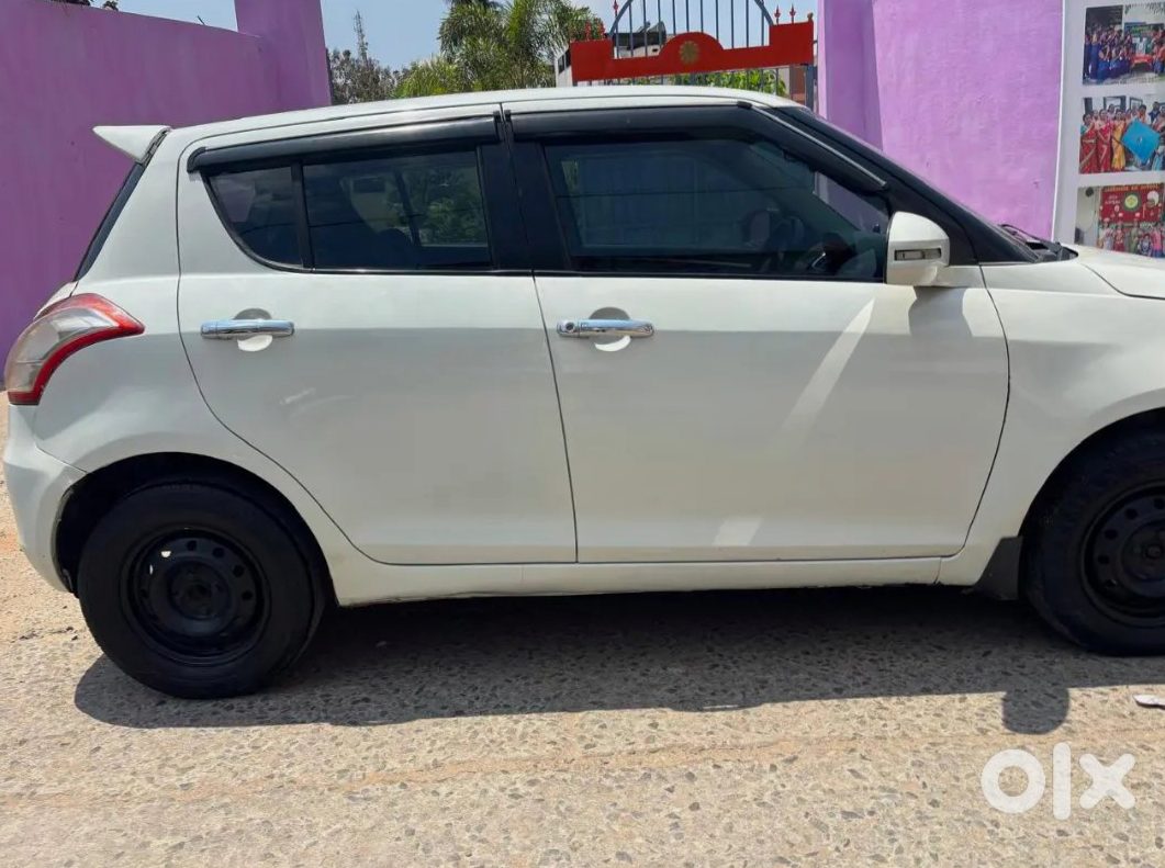 Maruti Swift 2022 Diesel Automatic