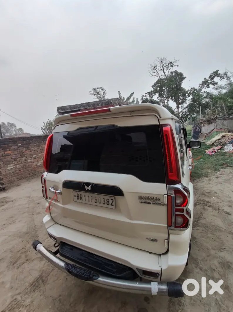 Mahindra Scorpio Classic 2023 Petrol