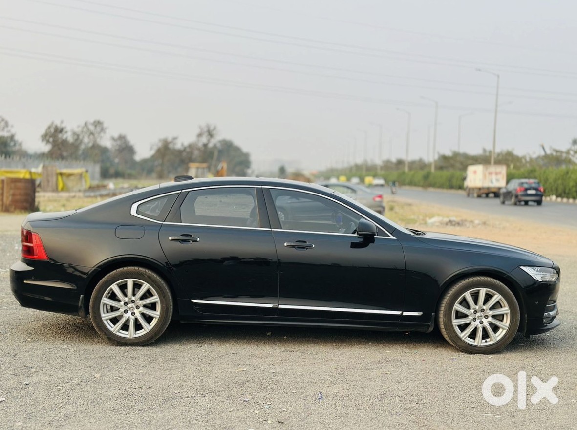 Volvo S90 2020 | Premium Sedan | Luxury Car