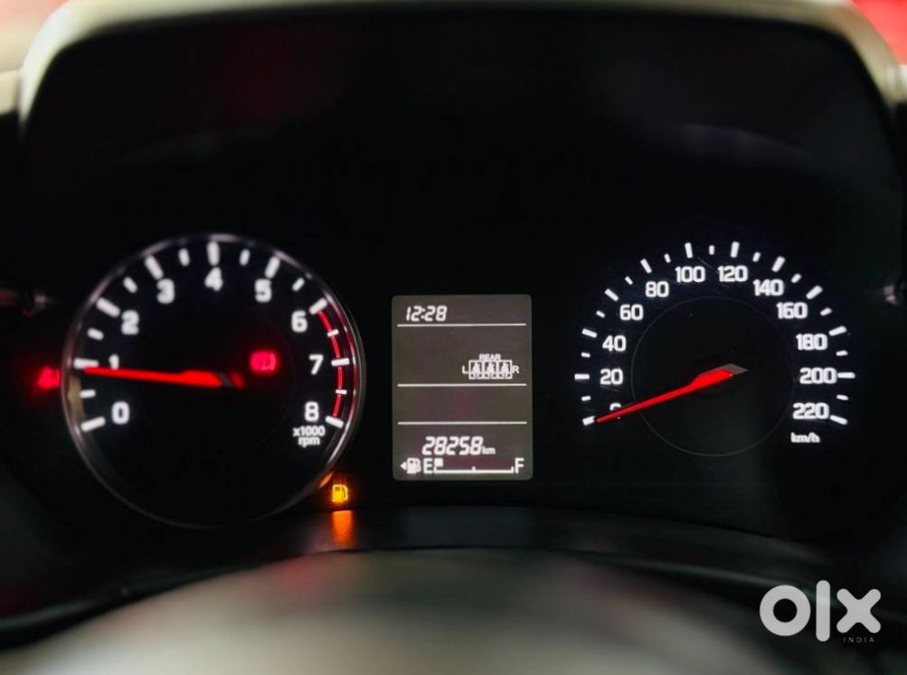 2022 Maruti Suzuki New-gen Swift Petrol