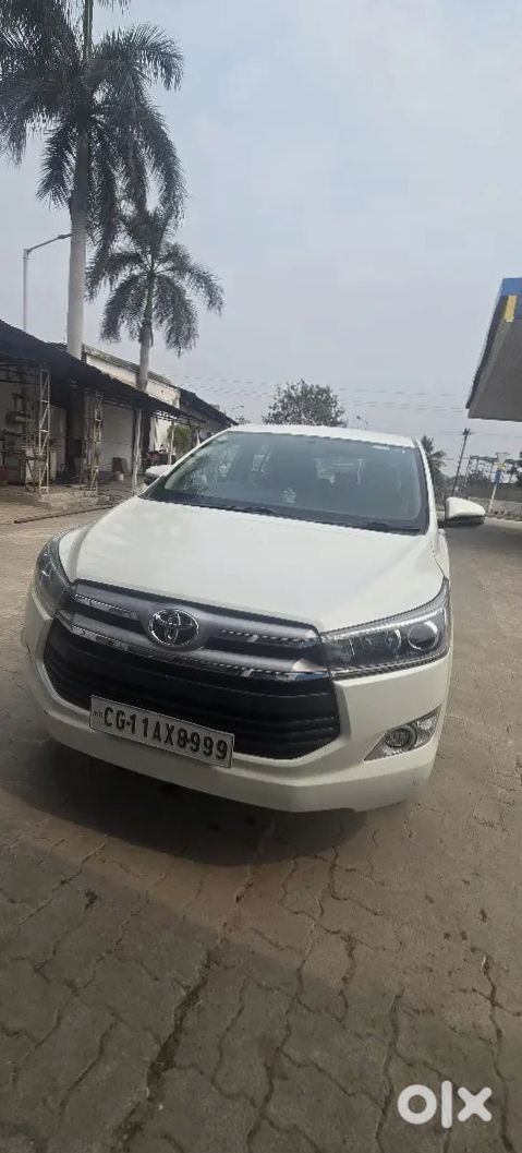 Toyota Innova Crysta 2021 - Family Car