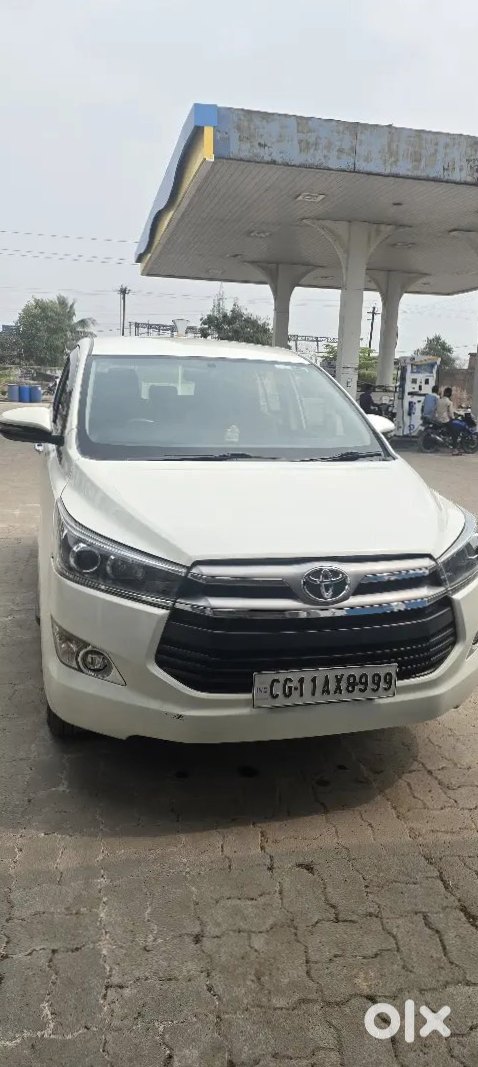 Toyota Innova Crysta 2021 - Family Car