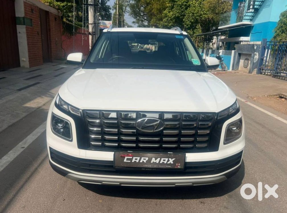 2022 Hyundai Venue Cng Manual