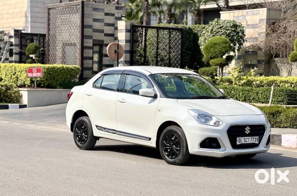 Maruti Dzire 2011 Cng