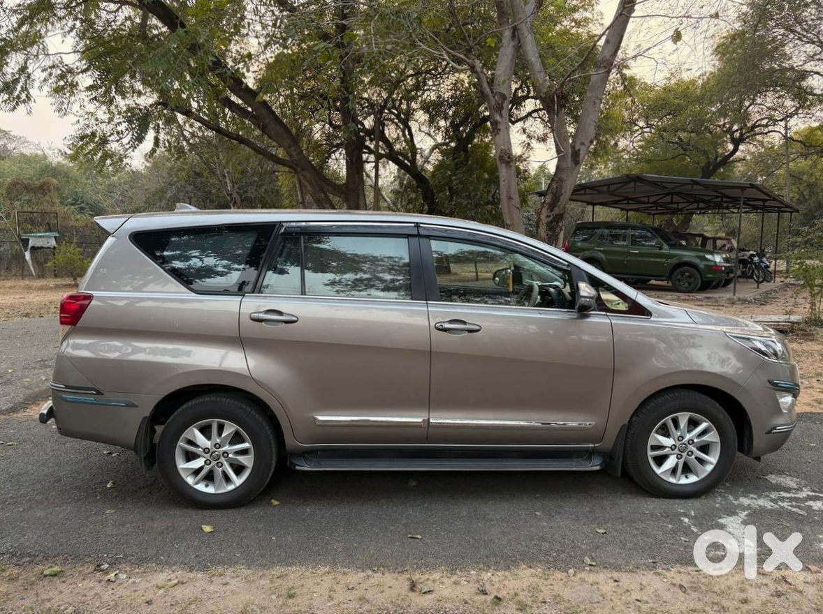 Urgent Sale - 2015 Innova