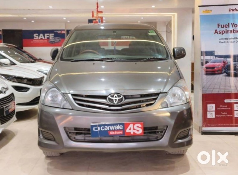 Toyota Innova 2014 - Need Quick Sale, Shifting City