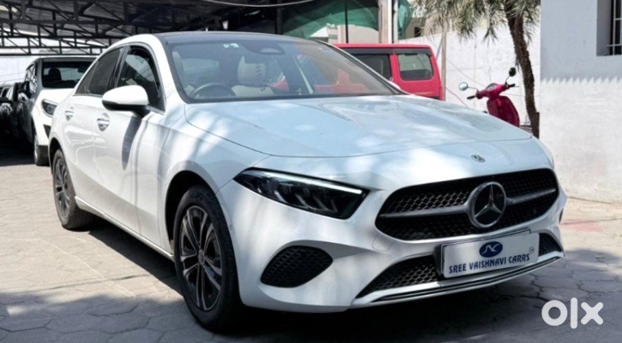 Mercedes A-class Limousine Luxury Car