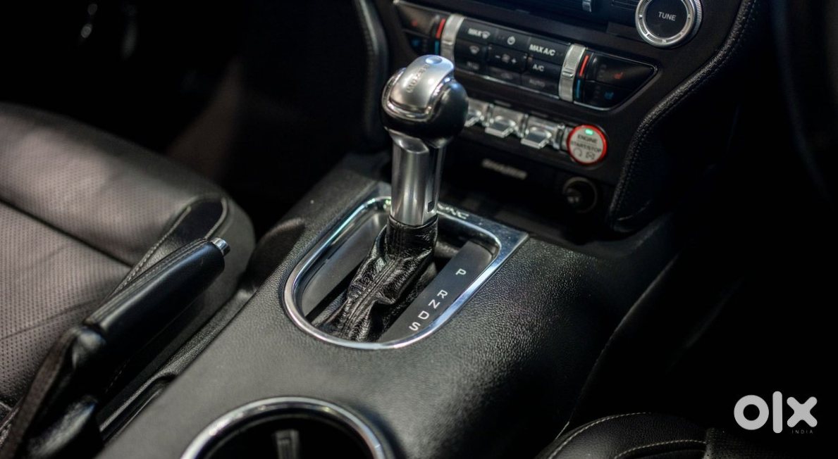 2020 Ford Mustang - Pristine Condition