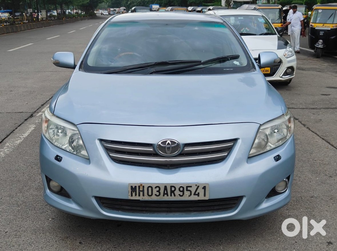 Toyota Corolla Altis - Family Used