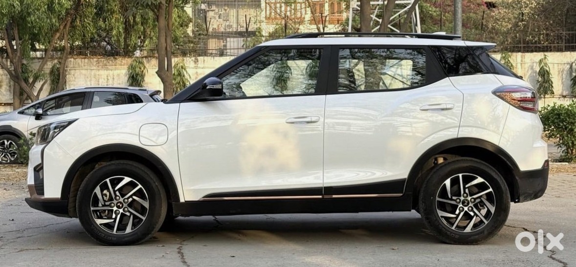 Mahindra Xuv400 Ev 2025