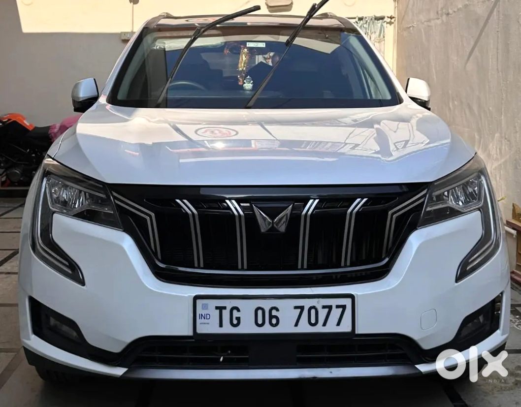 2023 Mahindra Xuv700 Diesel Manual - Single Owner