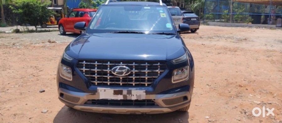 Hyundai Venue 2023 Petrol Manual Single Owner